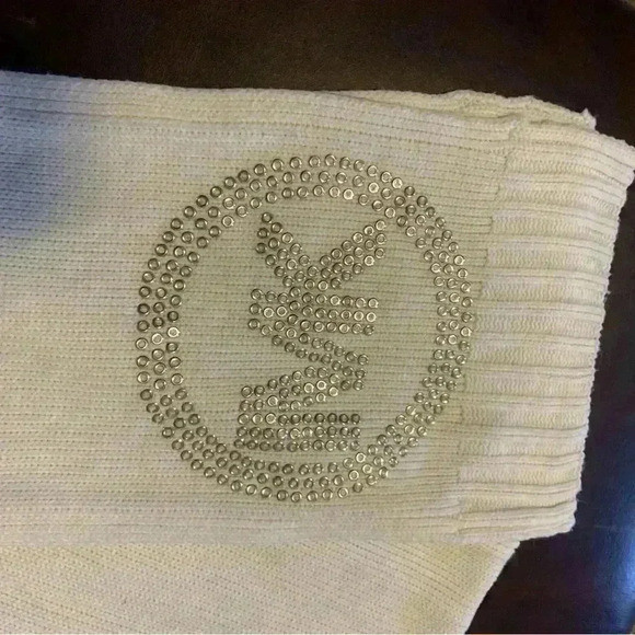 Michael Kors cream colored logo scarf - Picture 2 of 4